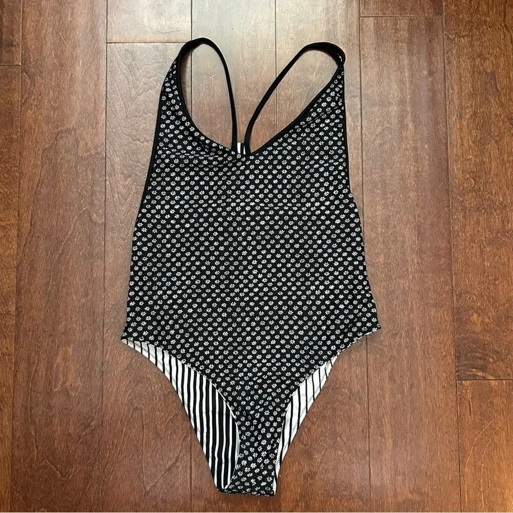 Volcom Reversible Striped Black and White Women’s One Piece, Size XS